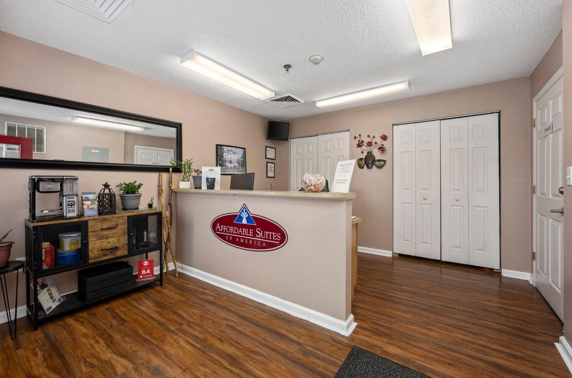 Affordable Suites Greenville Extérieur photo